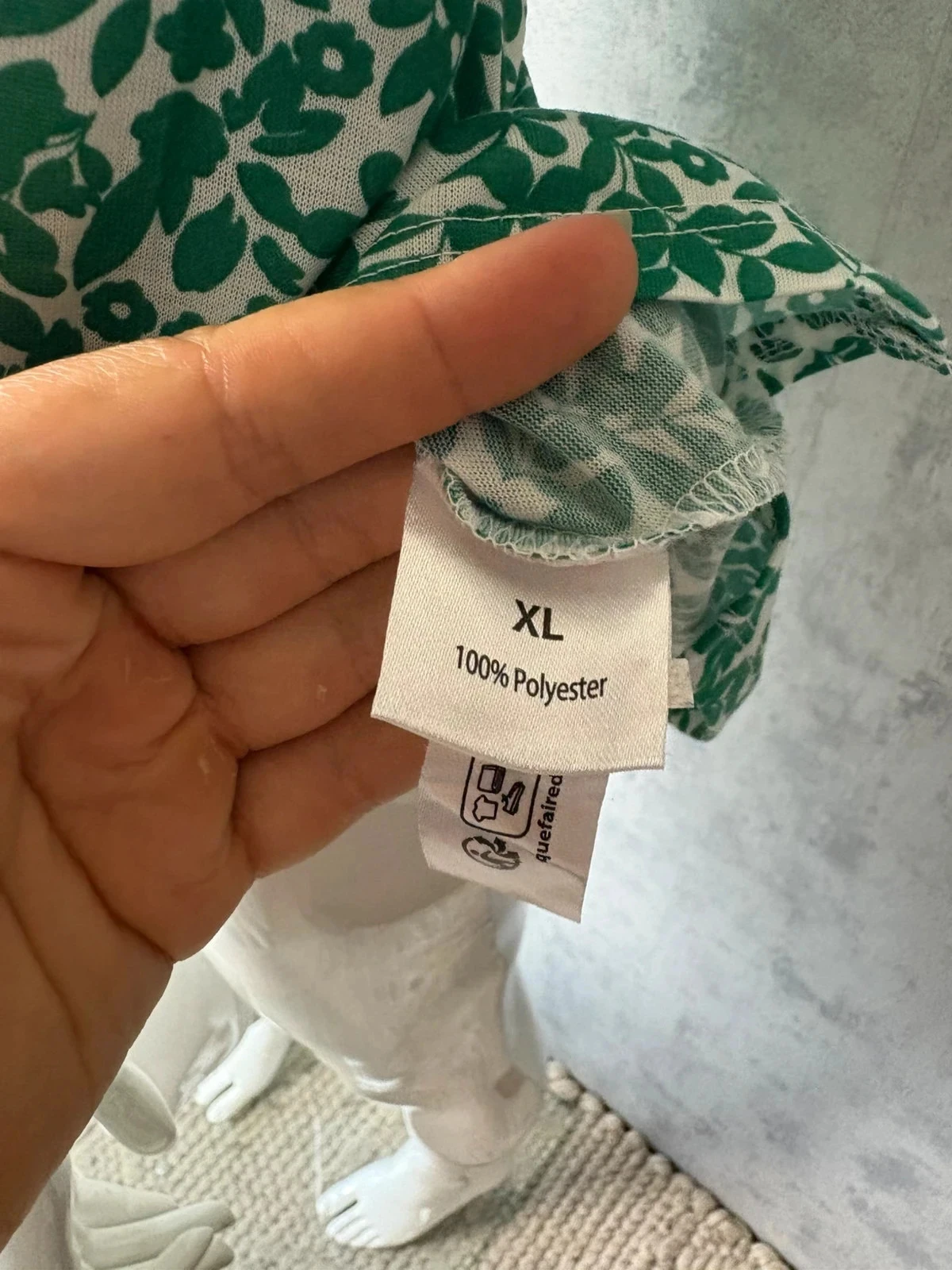 🌸 Green and white patterned blouse Size 42/44 🌸 – photo 5